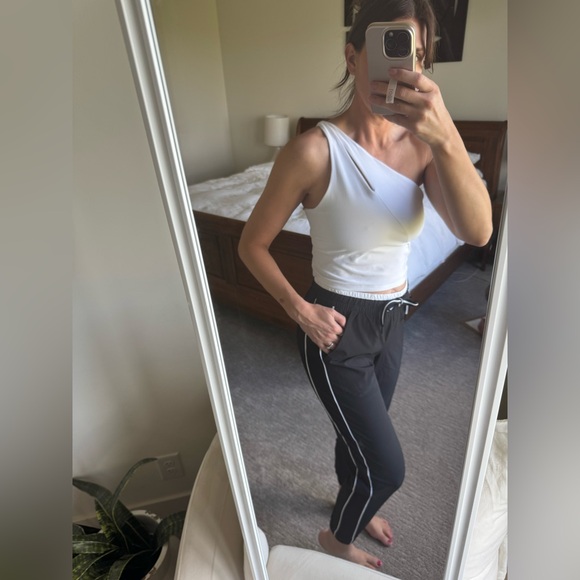 Athleta Pants - Athleta joggers
